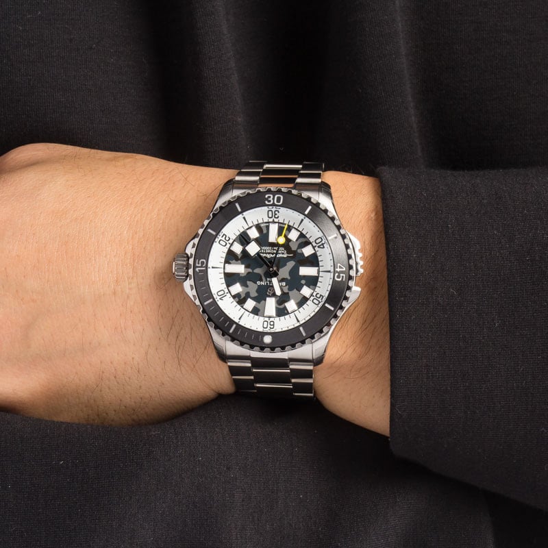 Breitling Superocean Automatic 46 Super Diver Black Dial Titanium