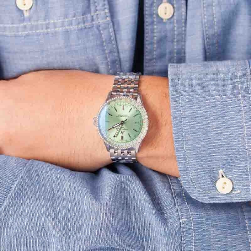 Pre-owned Breitling Navitimer Automatic 36 Green Dial