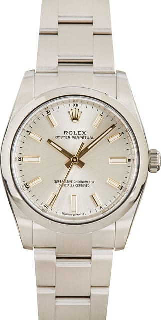 Rolex Oyster Perpetual 124200 Silver Dial