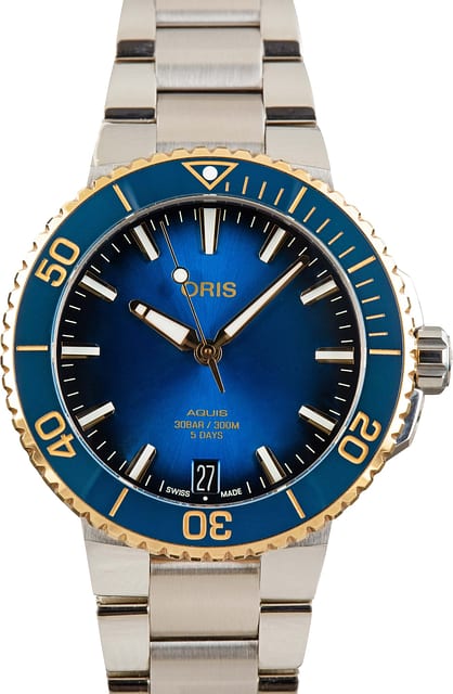 Oris Aquis Date Calibre 400 Two Tone Blue Dial