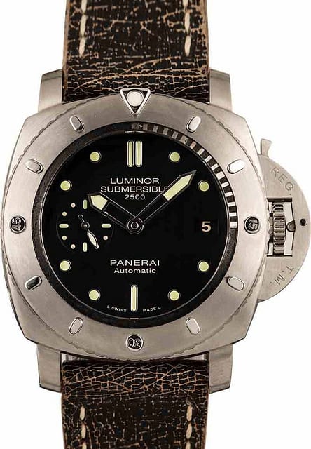 Pre-Owned Panerai Luminor Submersible PAM 364