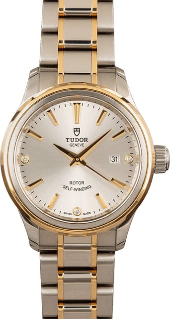 Tudor Style 12103