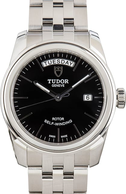 Pre-Owned Glamour Day Date 56000 Black Dial