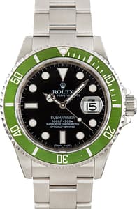 Pre-Owned Rolex Submariner 16610V Green Kermit