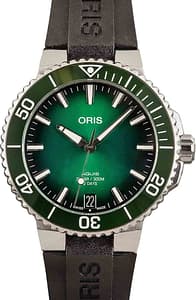 Oris Aquis Date Calibre 400 Steel on Rubber Strap Green Dial