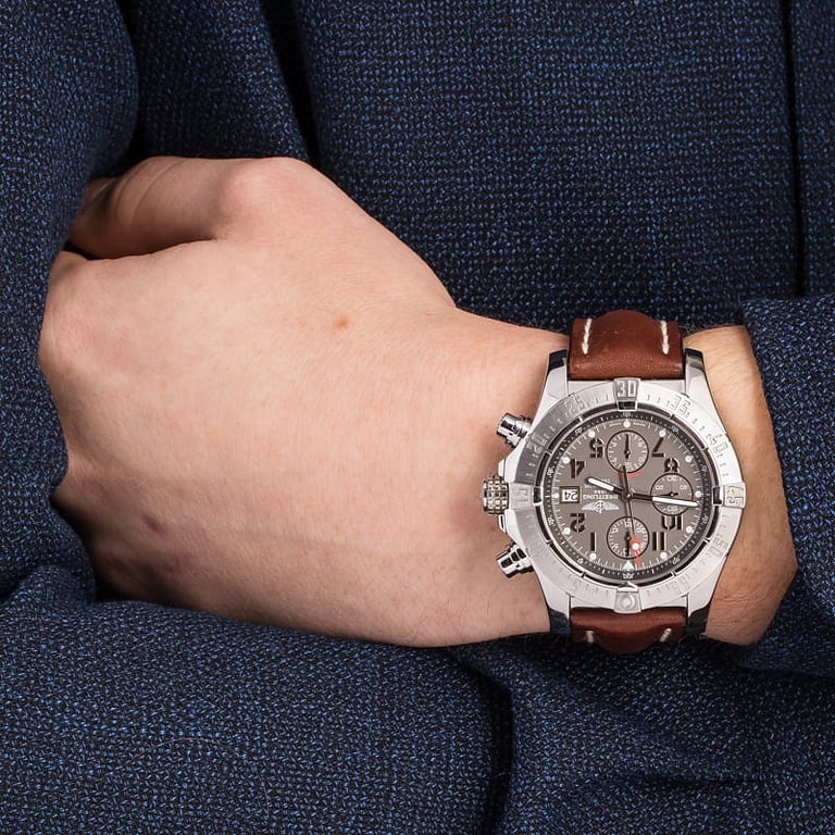 Breitling Avenger Skyland A1338012