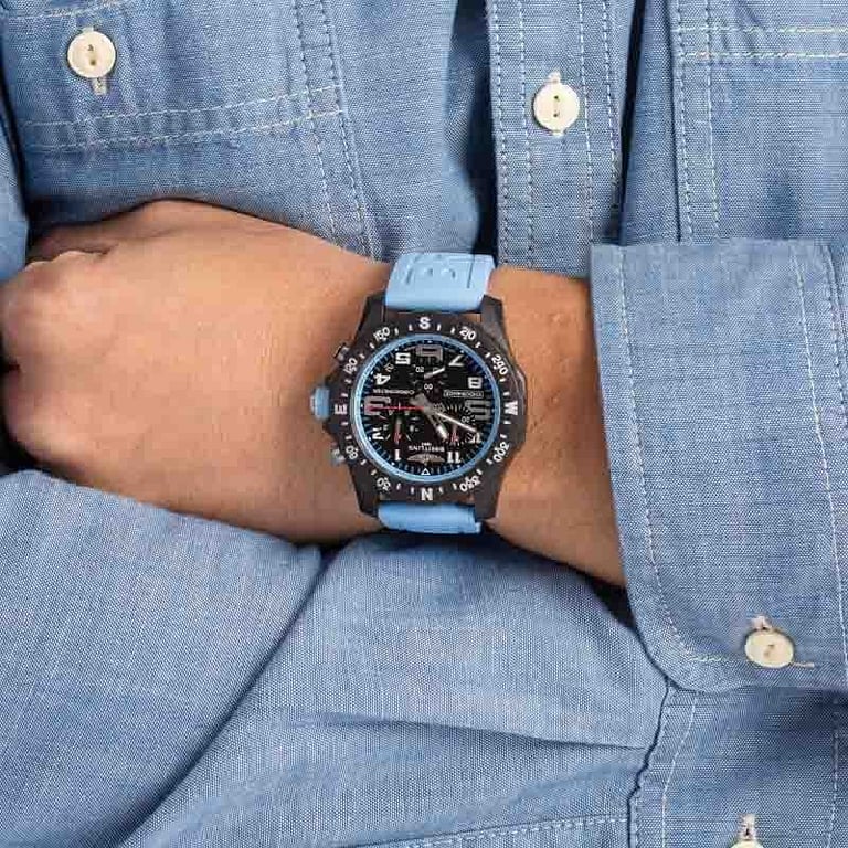 Breitling Endurance Pro 44 Breitlight