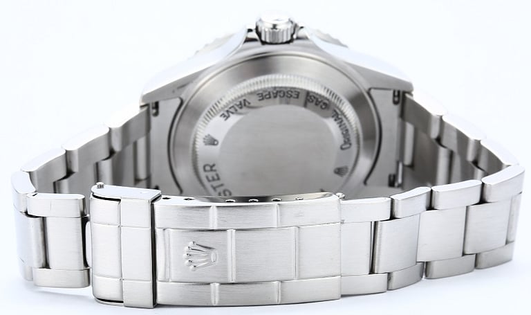 Rolex Sea-Dweller 16660 Dive Watch