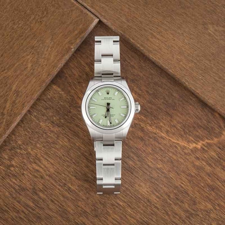 Rolex Oyster Perpetual 28 276200 Pistachio Dial