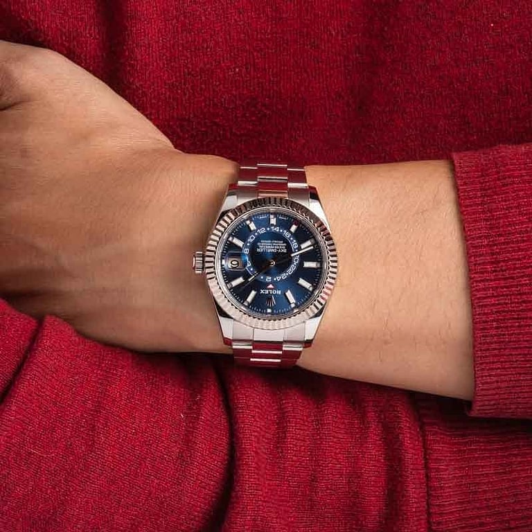 Pre-owned Rolex Sky-Dweller ref 326934 Blue Dial