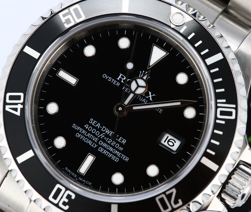 Rolex Sea-Dweller 16600 Stainless Steel Watch