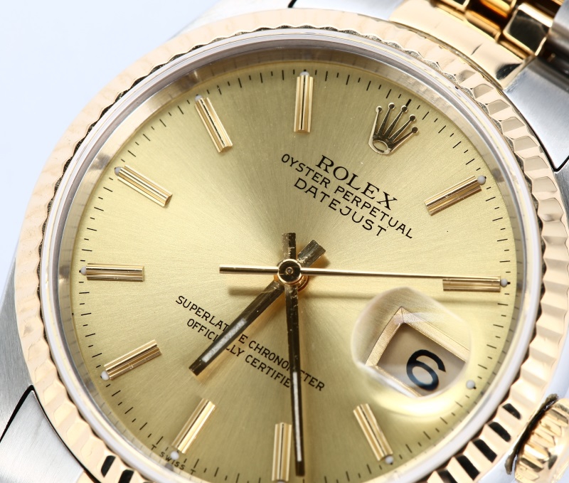 Two-Tone Rolex Datejust 16233 Champagne Dial