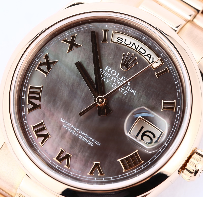Rose Gold Rolex Day-Date Presidential 118205