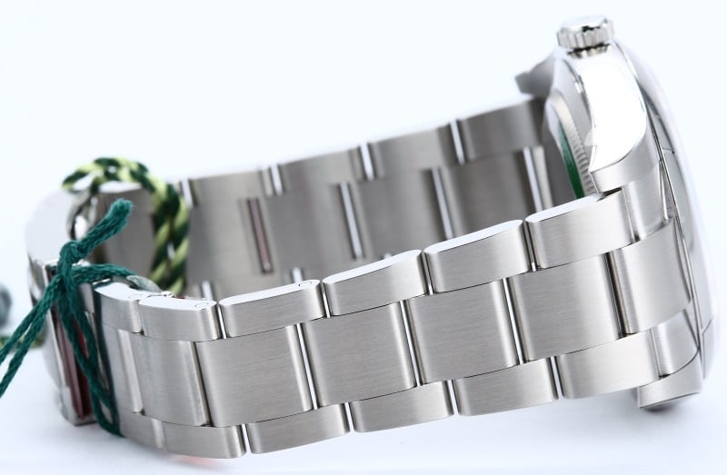 Rolex Oyster Perpetual 39 Rhodium 114300