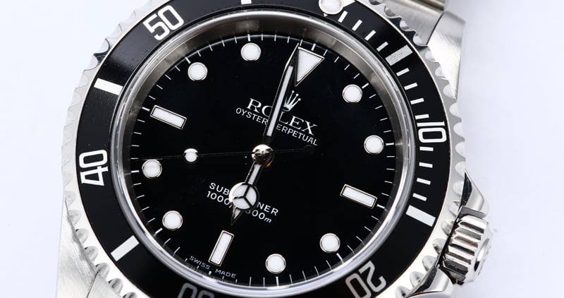 Men's Rolex Submariner 14060 Stainless Steel Oyster
