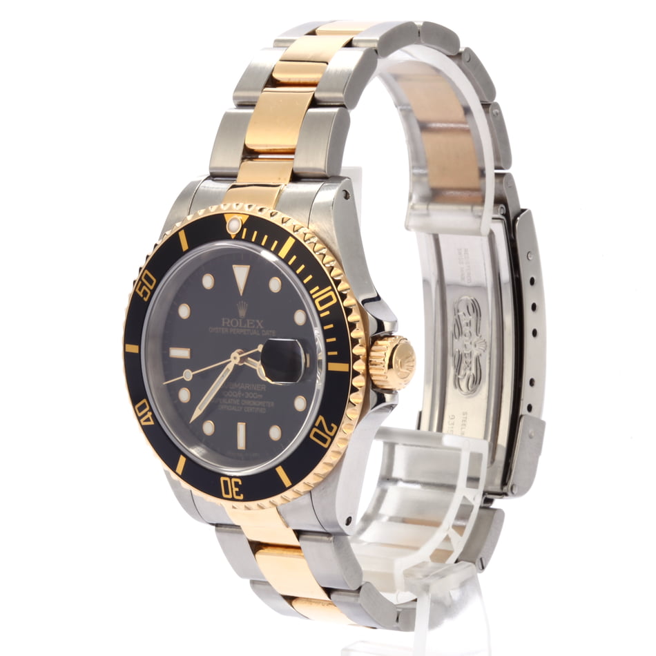 Pre Owned Rolex Submariner 16613 Two-Tone - Black Dial