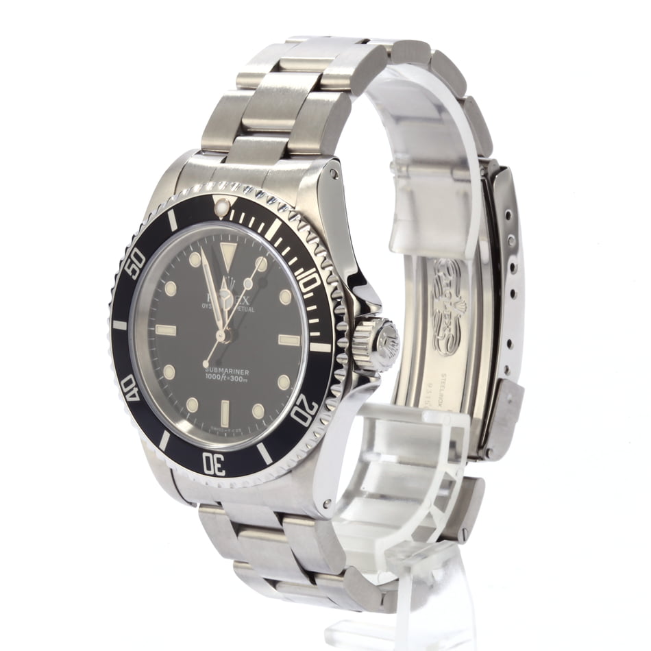 PreOwned Rolex Steel Submariner 14060 Black Bezel