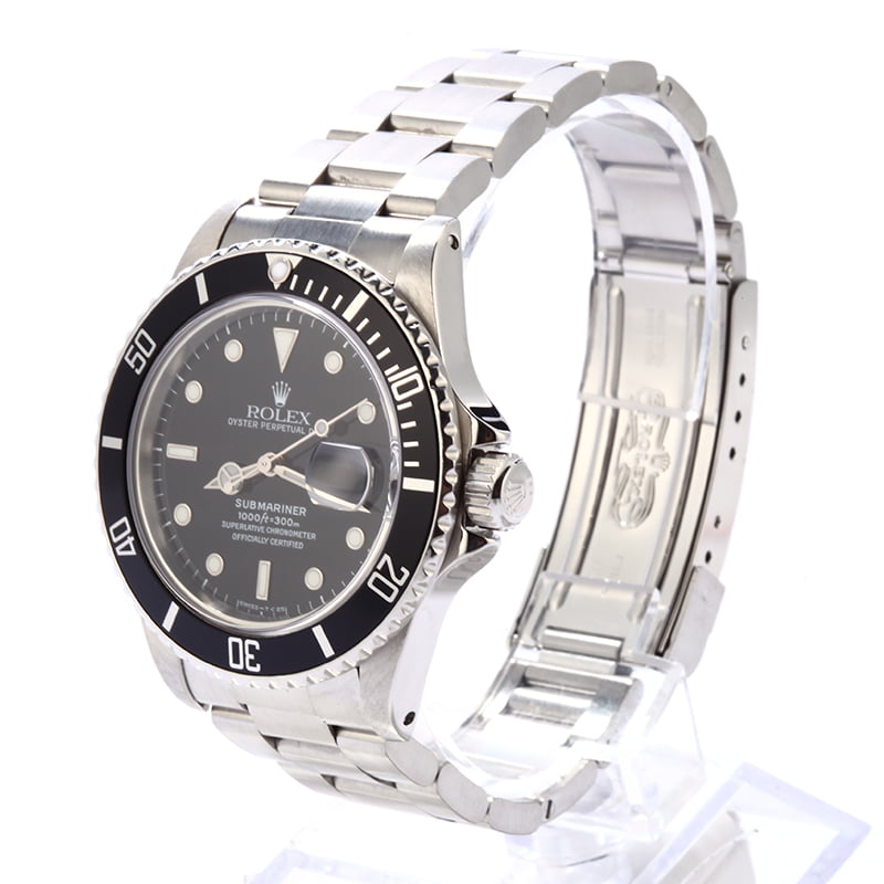 PreOwned Rolex Steel Submariner Black Dial 16800