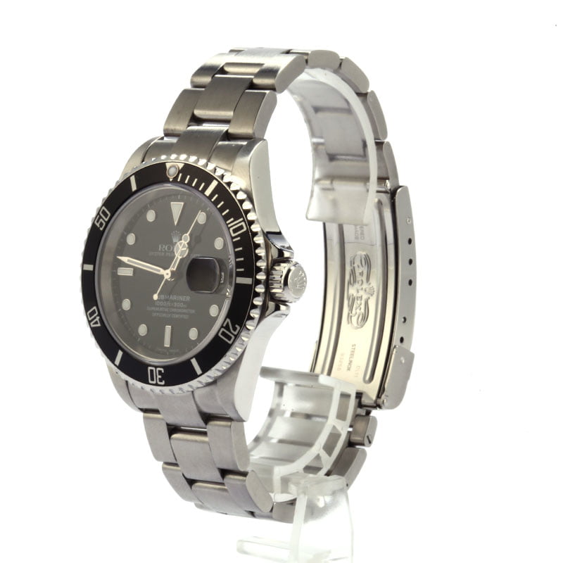 Rolex Submariner 16610 No Holes Watch