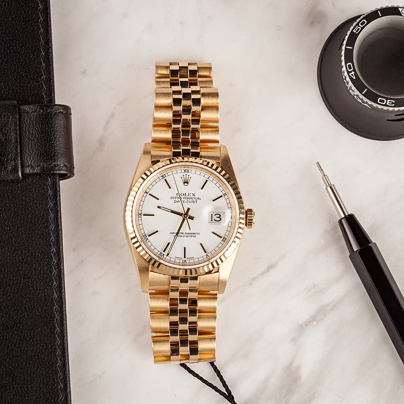 ROLEX, DATEJUST REF 16238, A YELLOW GOLD AND DIAMOND SET AUTOMATIC CENTER  SECONDS WRISTWATCH WITH DATE AND BRACELET CIRCA 1990, Watches Online, Watches