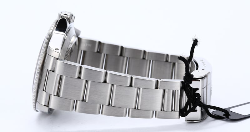Men's Rolex Submariner 14060 Stainless Steel Oyster