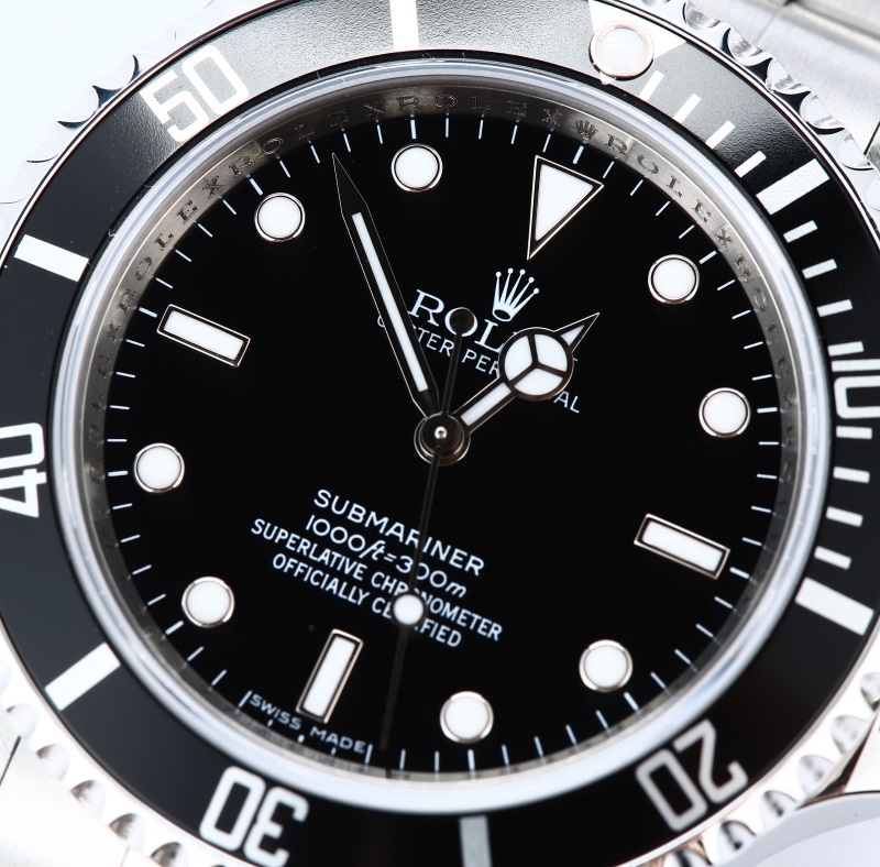 Submariner Rolex No Date 14060M Serial Engraved