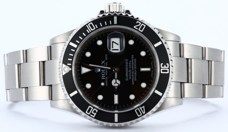 Submariner Rolex 16610 Serial Engraved