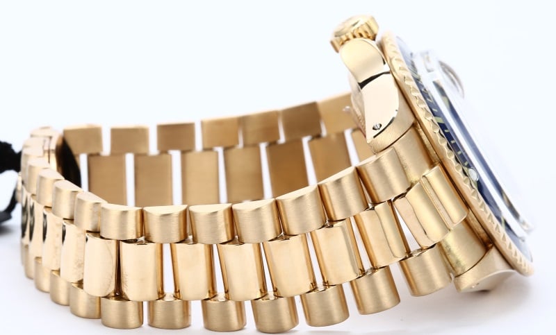 Rolex Vintage Submariner 1680 Yellow Gold