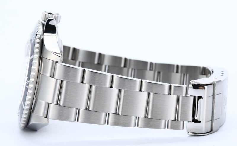 Rolex Oyster Submariner 16610 Serial Engraved