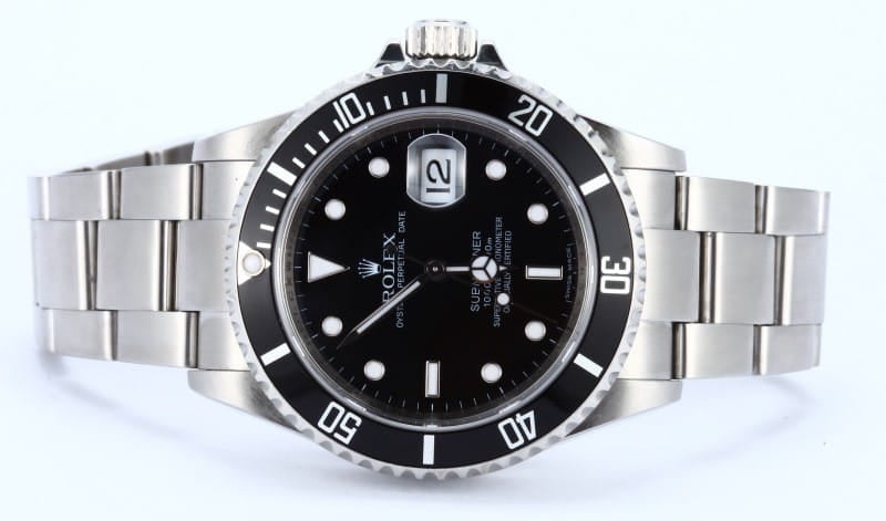 Rolex Submariner with Serial Engraved 16610