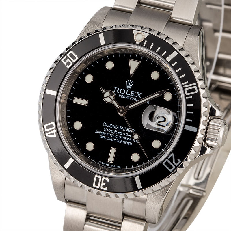 PreOwned Rolex Submariner 16610 Luminous Markers