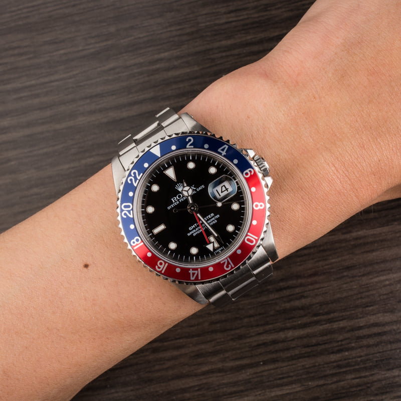 PreOwned Rolex GMT-Master 'Pepsi' 16700 Steel Oyster