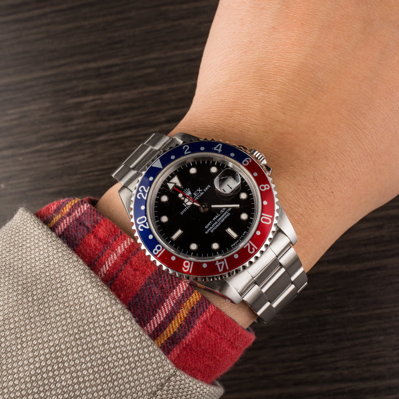 Men's Used Rolex GMT-Master 16700 Pepsi Insert