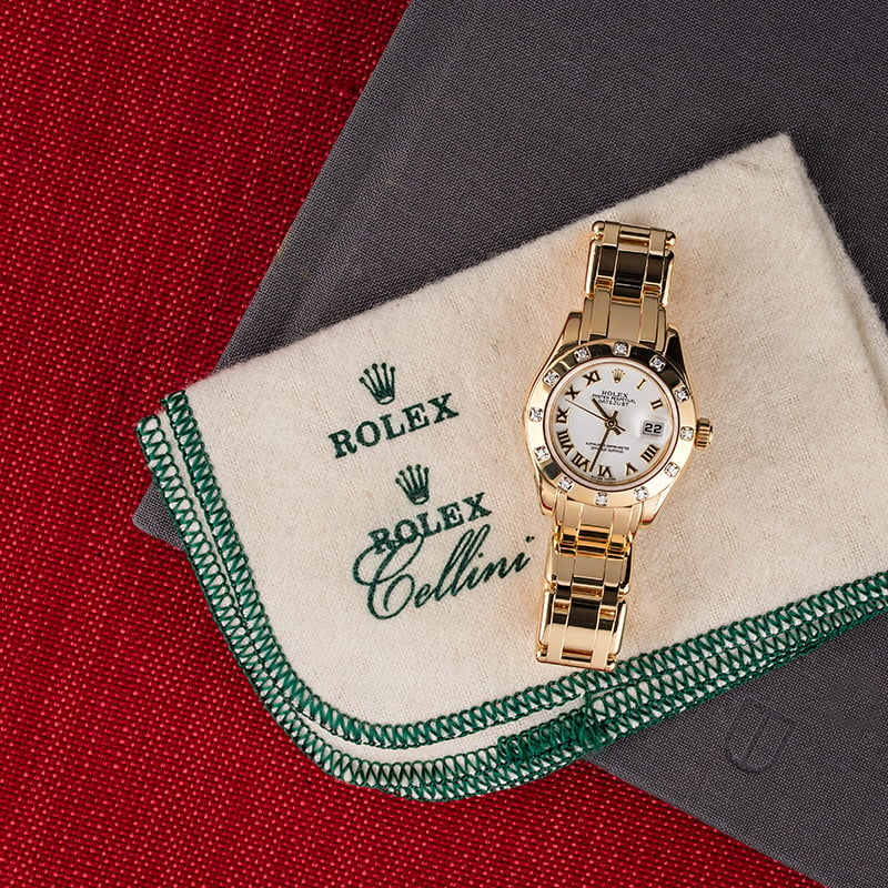 Rolex Lady Pearlmaster 80318 Diamond Bezel 18K