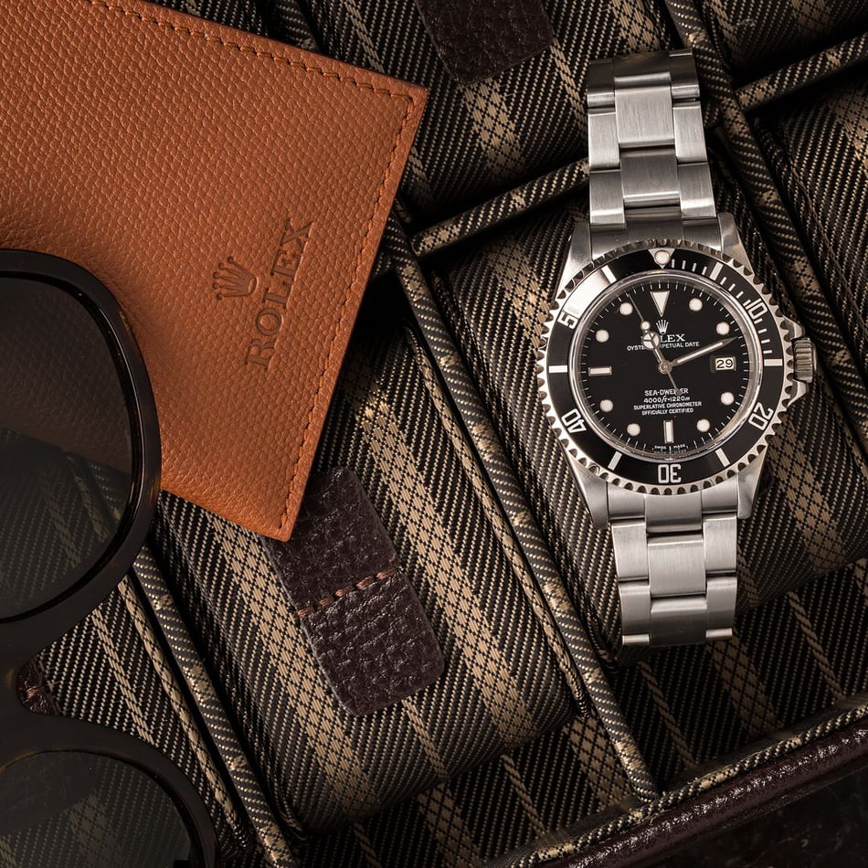 Rolex Sea-Dweller 16660 Men's Diving Watch