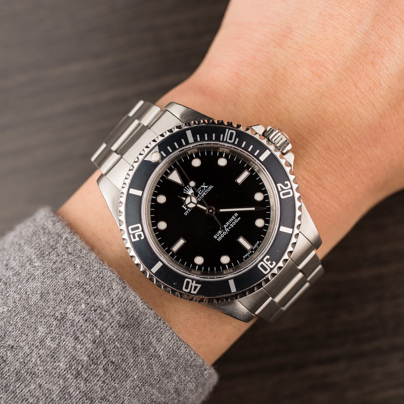 Pre Owned Rolex Submariner 14060 Steel Oyster