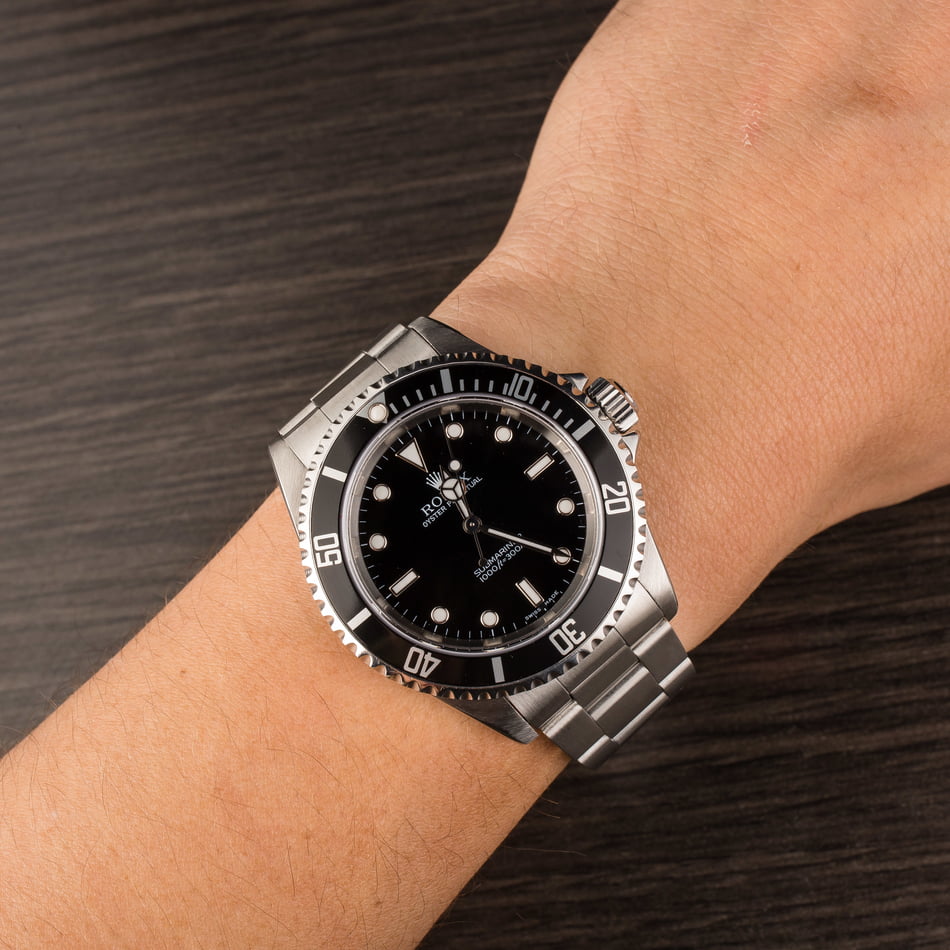 Used Rolex Submariner 14060 Luminous Markers