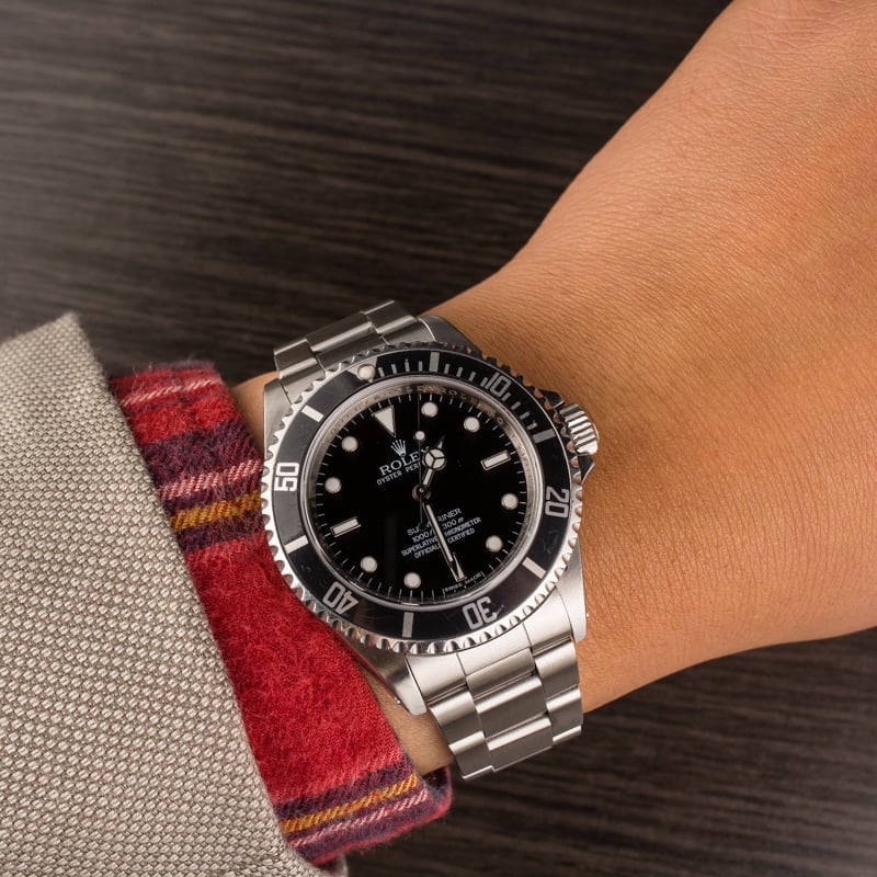 Pre-Owned Rolex Submariner 14060M Diving Bezel T