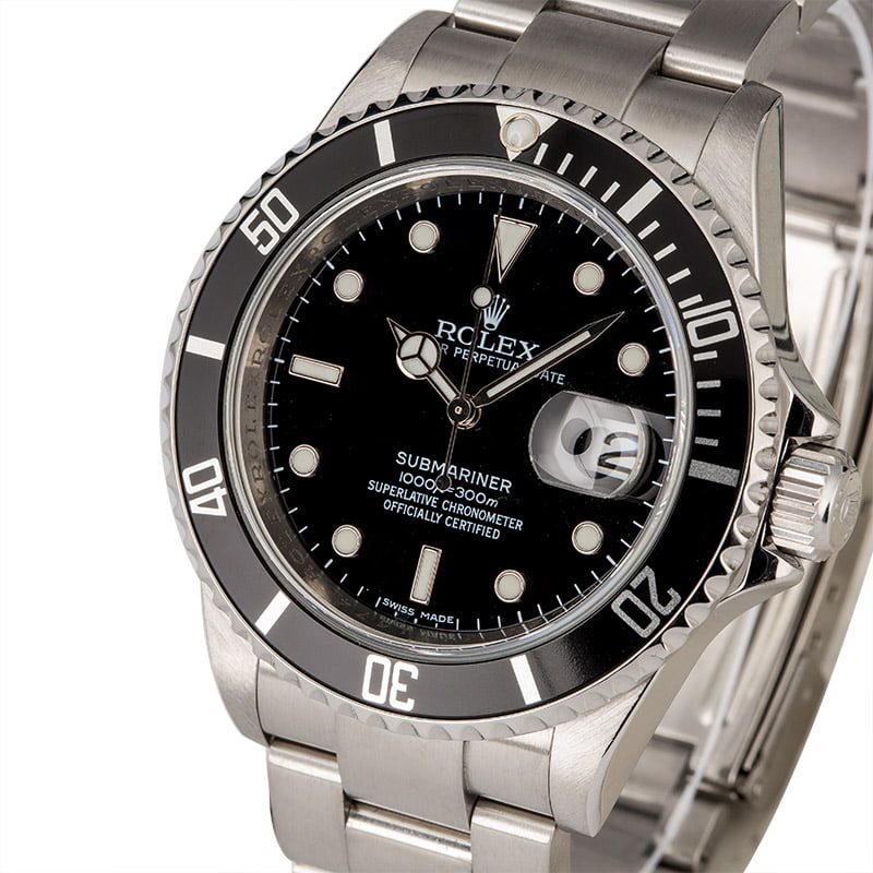 PreOwned Rolex Submariner 16610 Serial Engraved Rehaut