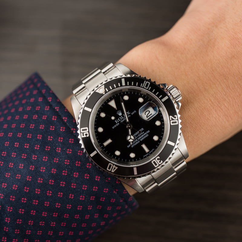 Pre Owned Rolex Submariner 16610 Black Dial and Bezel