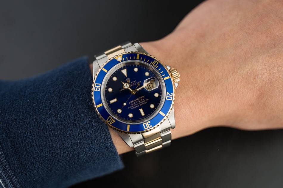 PreOwned Men's Rolex Submariner 16613