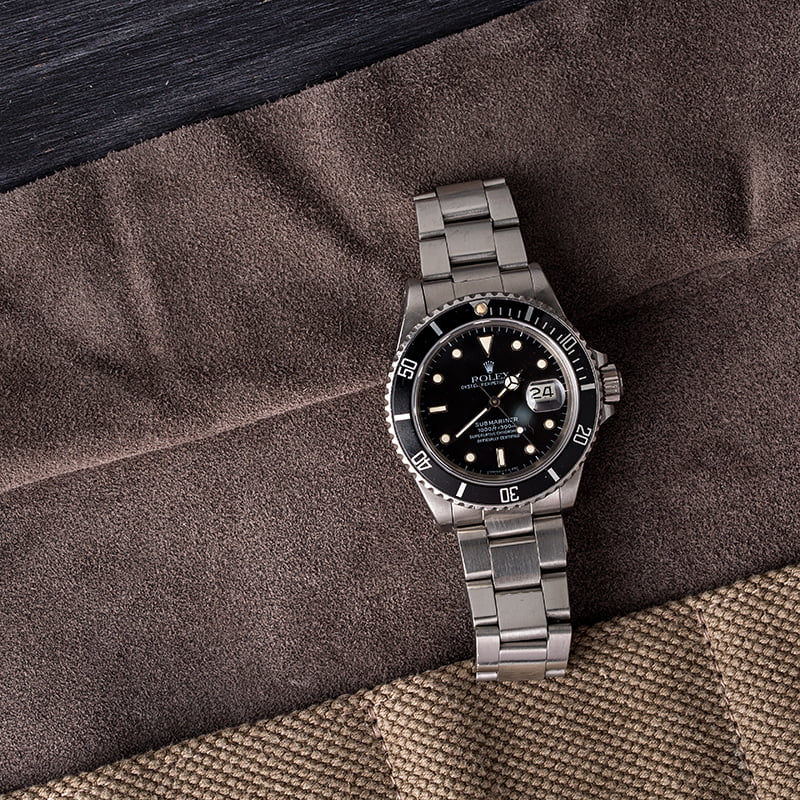 Rolex Submariner 16800 Steel Oyster Men's Watch