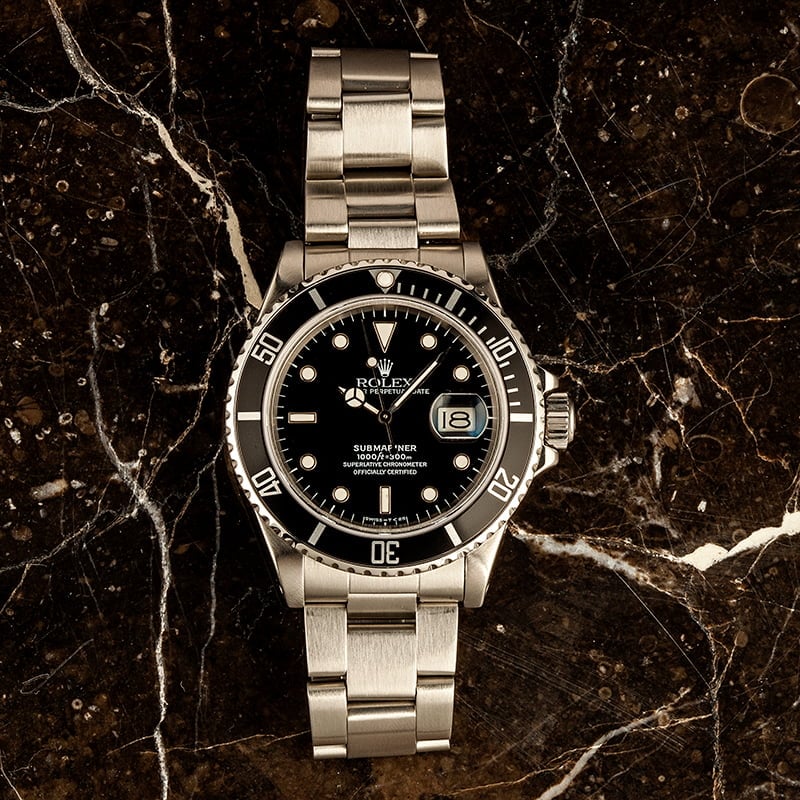 Pre-Owned Rolex Submariner 16800 Black Timing Bezel