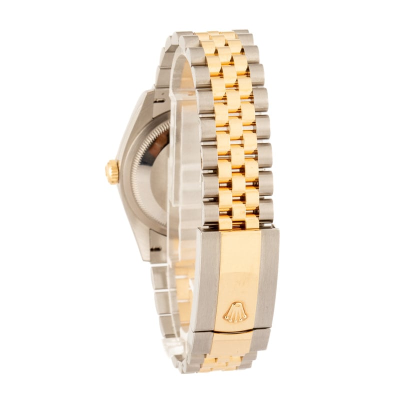 Rolex Datejust 126233 Champagne Fluted Motif Dial