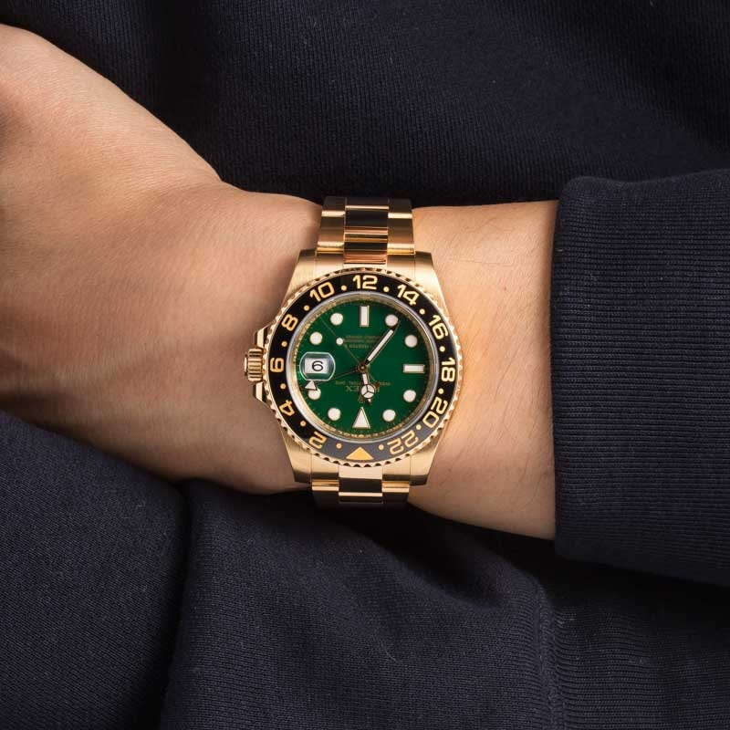 Rolex GMT-Master II 116718 Green Dial