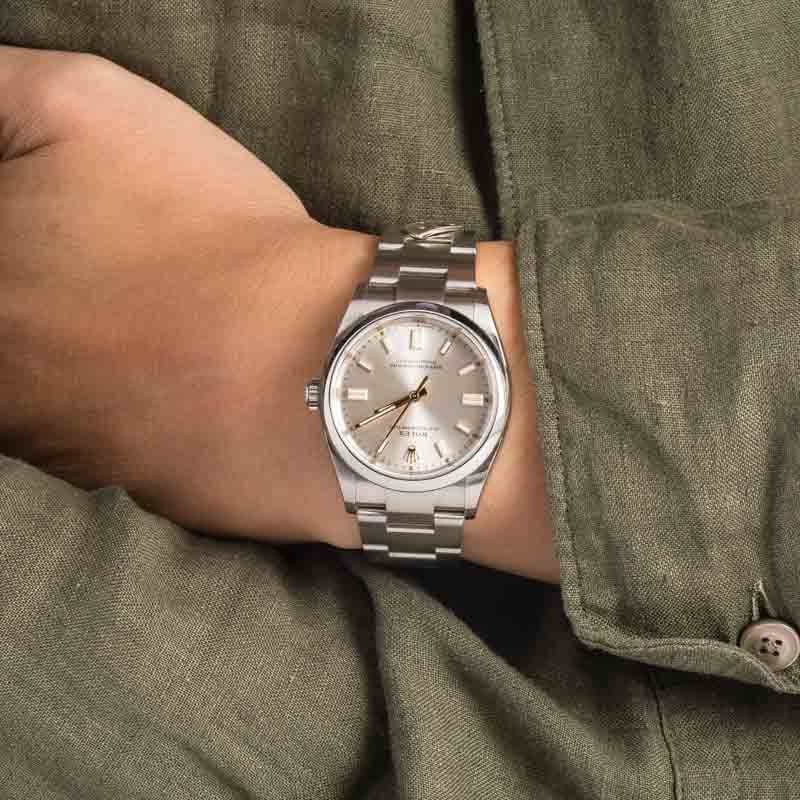 Pre-owned Rolex Oyster Perpetual Ref 126000 Silver Dial