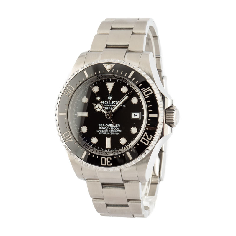 Pre-Owned Rolex Sea-Dweller 136660 Ceramic Bezel & Black Dial