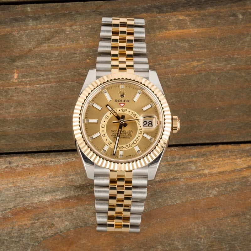 Pre-Owned Rolex Sky-Dweller 326933