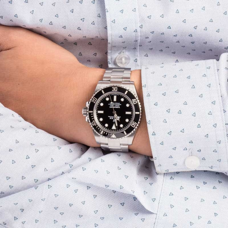 Rolex submariner no date wrist hotsell