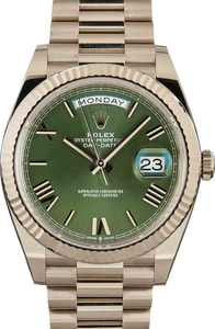 Rolex Day-Date 40 Ref 228239 Olive Green Roman Dial